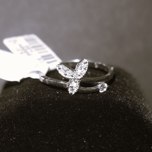 Petit Ladies Fashion / Promise Ring .925 Sterling Silver - Picture 3 of 5